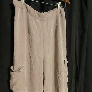 high waisted purple capris💜